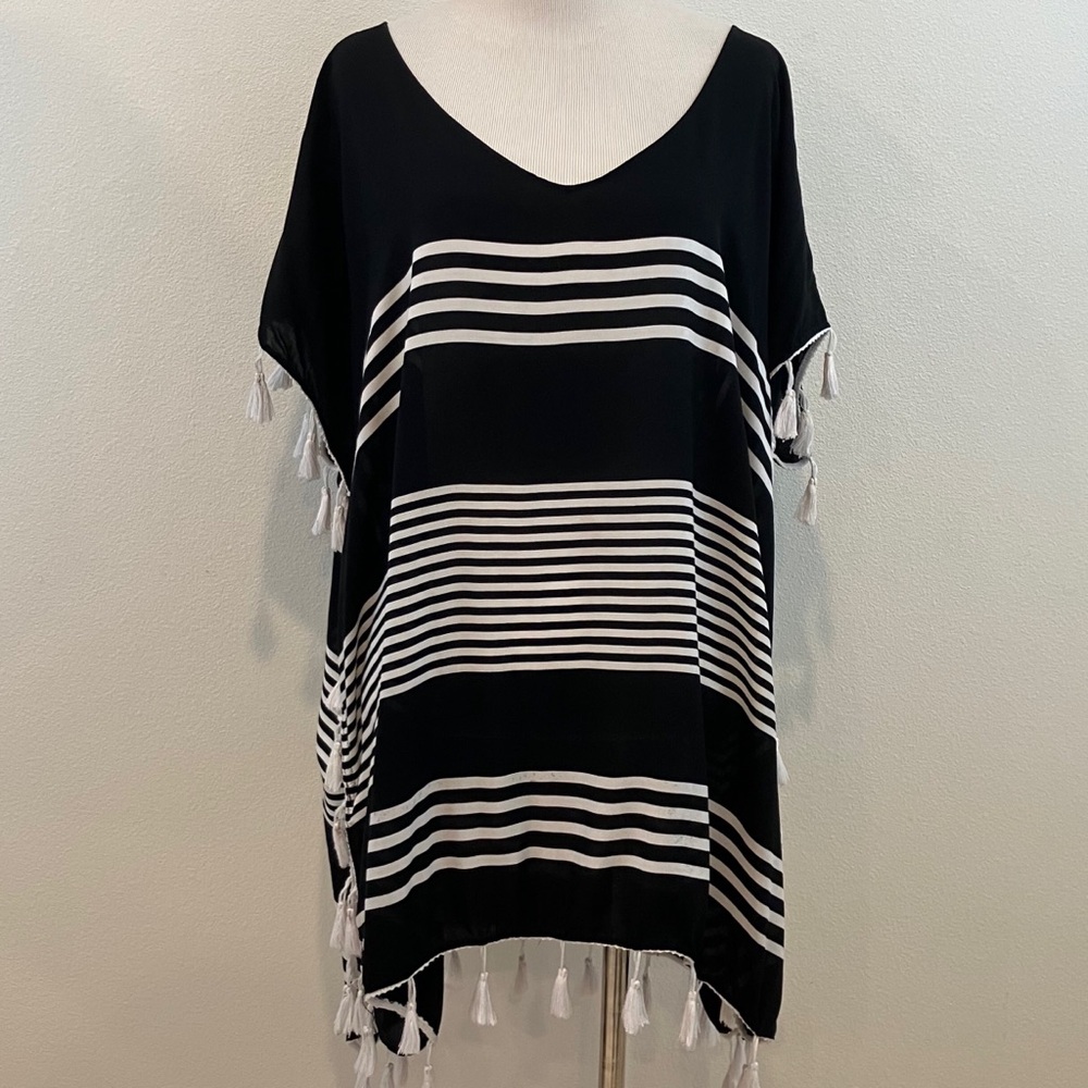 C&T Beach | Color Block & Tassel Boho Top